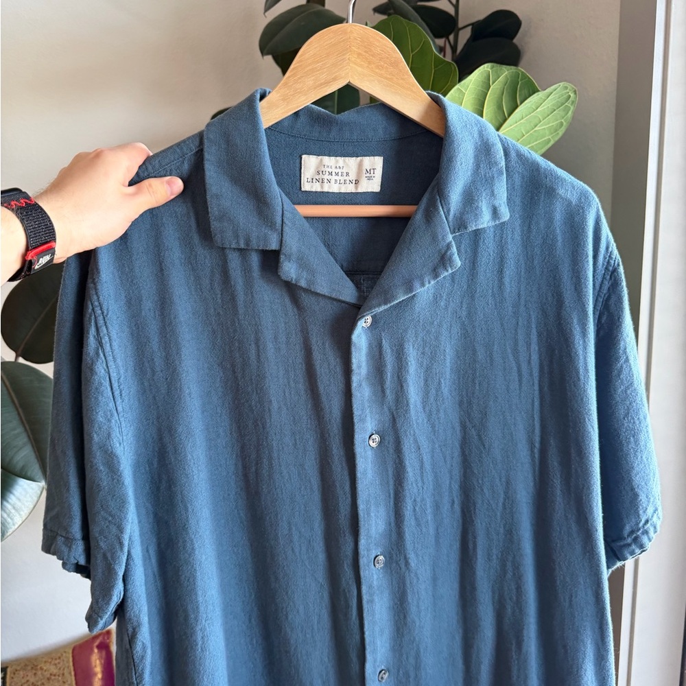 Abercrombie and Fitch Camp Collar Summer Linen-Blend
Shirt